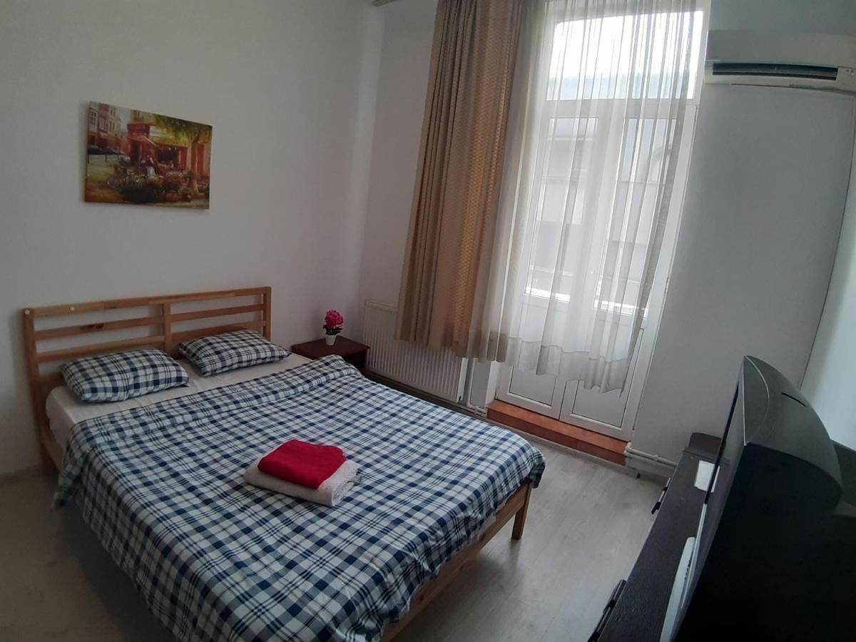 Ferienwohnung Old Town Luxery With Balcony And View Bukarest Exterior foto